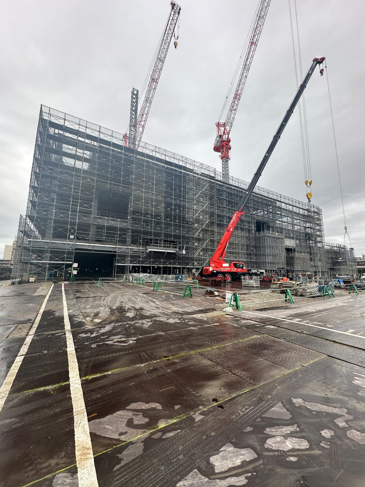 病院の大規模建築工事（電気設備）